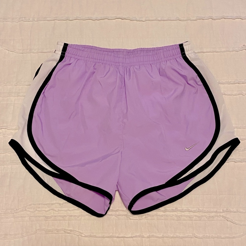 Nike Women’s Dri-FIT Lined Running Shorts, Size XS, lavender